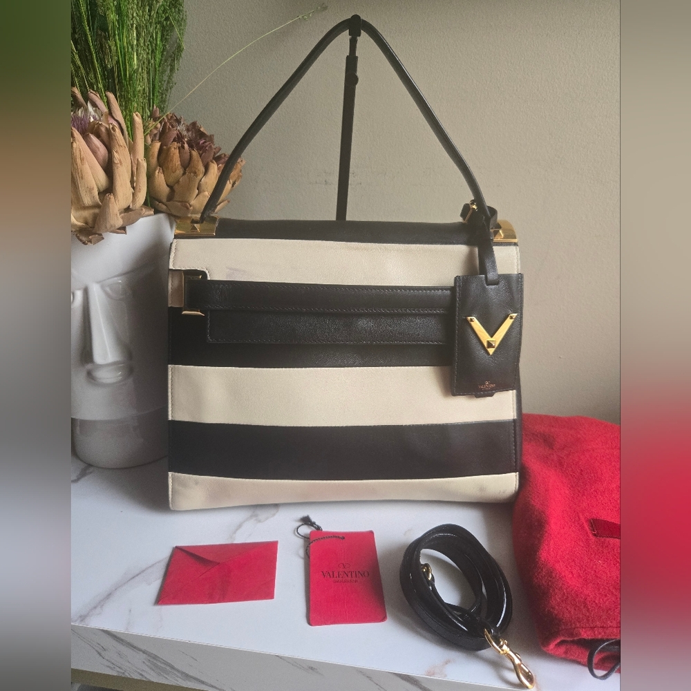 GUC Valentino Garavani My Rockstud Black & Cream Striped Leather Top-Handle Bag